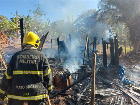 Ap S Discuss O Mulher Coloca Fogo Na Casa Do Ex Marido Em Pontes E