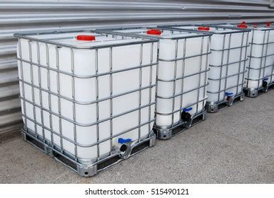 15 1000 Litre Water Tank Images, Stock Photos, 3D objects, & Vectors ...