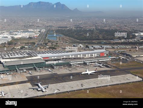 Aerial Photo Of Cape Town International Airport Stock Photo Alamy