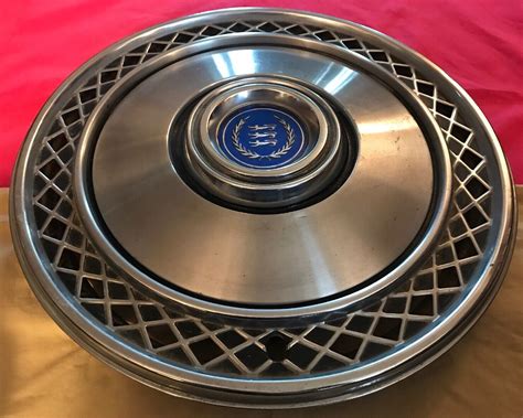 Ford Crown Victoria Ltd Cougar Hubcap Wheel Cover