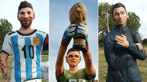 Y Dale Con Las Estatuas Homenaje A Scaloni Messi Y El Dibu Mart Nez