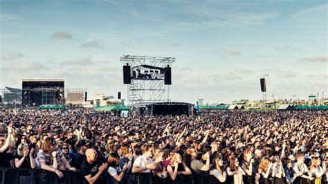 Lineup Actualizado De La última Jornada De Primavera Sound Buenos Aires Quiénes Son Hoy Los