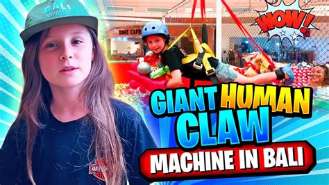 Watch Koko Win Big When He Visits The Epic Giant Human Claw Machine In