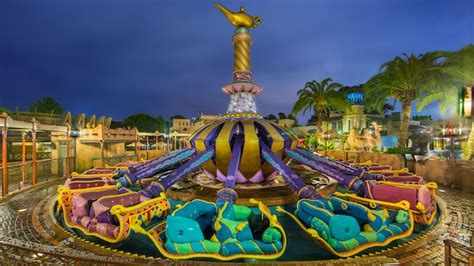 The Magic Carpets Of Aladdin Magic Kingdom Attractions Walt Disney