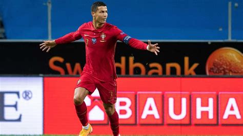 Cristiano Ronaldo chega aos 100 golos pela Seleção Nacional Seleções