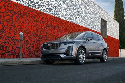 We Render A Potential Refreshed Cadillac XT6