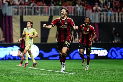 Atlanta United Vs New York Red Bulls Three Takeaways Scarves And Spikes