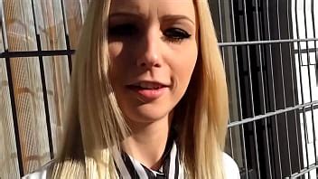 Anal loco amateur Rubia video de sexo POV más https ouo io b6f32C5 XVIDEOS