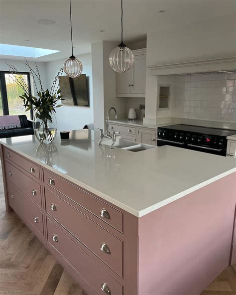 Pink Kitchen Island For Dreamy Home Decor