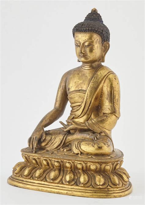 51BidLive A Large Sino Tibetan Gilt Bronze Figure Of Buddha Shakyamuni