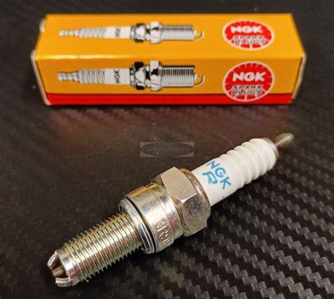 Yamaha Yzf R6 600 2008 Ngk Spark Plugs Cr9ek 4 Pack Ngk 4548 For Sale