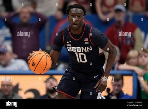 UConn Guard Hassan Diarra Drives During The Second Half Of An NCAA