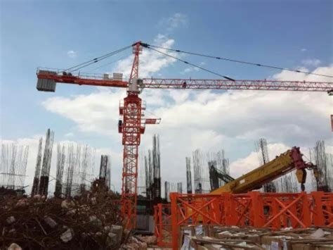 Good Price Tower Crane Luffing Jib Topkit Tower Crane Qtz63 5 Ton