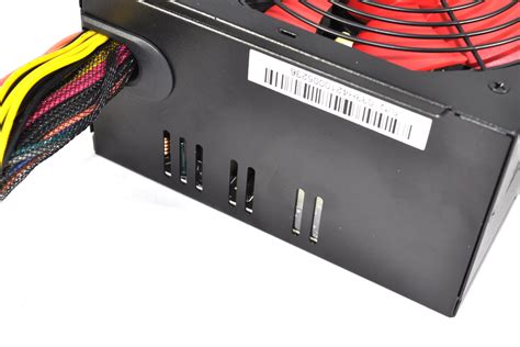 Xilence Performance A Series 730 im Test - Ausstattung, technische ...