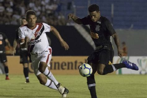 Corinthians Toma Susto Mas Empata Ferrovi Rio E Avan A Na Copa Do