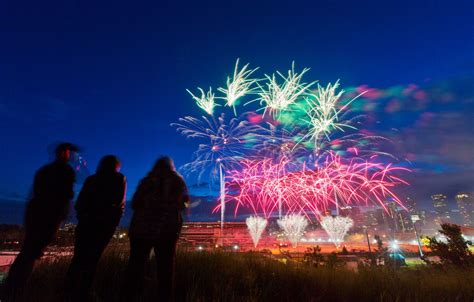 Fireworks bring Stampede spirit to Calgary | Calgary Herald