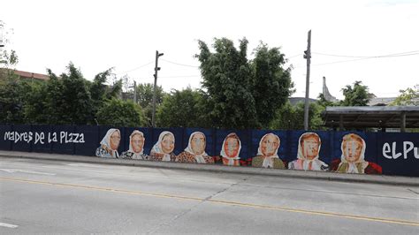 Vandalizaron Un Mural Sobre Las Madres De Plaza De Mayo Infobae