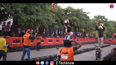 Ktm Orange Day Bhilai Stunts Ktm Race Duke 390 Rc 390 Duke 250 Duke 125 Youtube