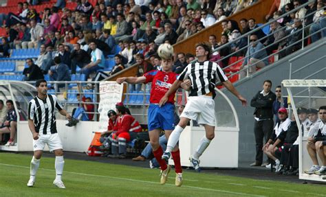 F Tbol Segunda Federaci N El Numancia Recibir A Un Escobedo Que Es