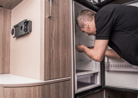 Comment réparer le frigo de votre camping car Utilicare