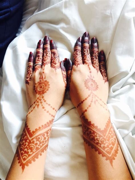 Pin By Jenna Smol On Henna New Henna Designs Simple Mehendi Designs