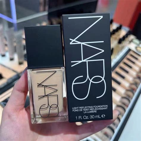 Nars Sheer Glow Foundation 4ml Light2 Mont Blanc Konvy Officialshop