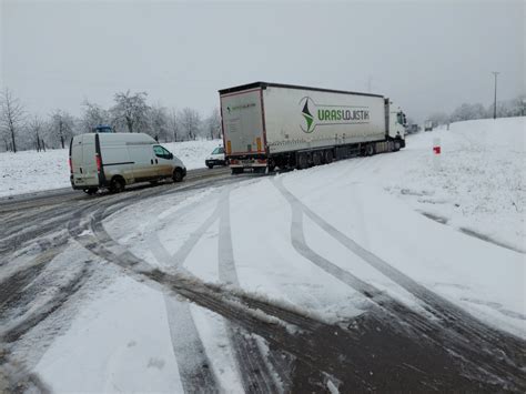 Photos Les premières neiges sont tombées en Haute Saône