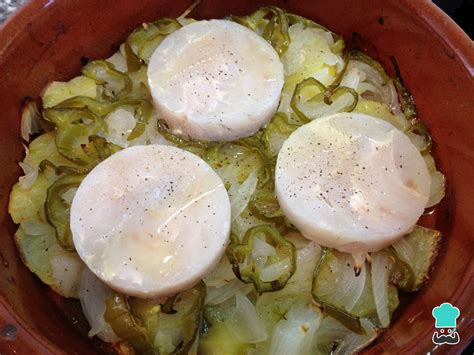 Medallones de merluza al horno con patatas Fácil