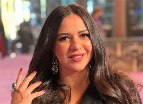 أحدث ظهور للفنانة إيمي سمير غانم بعد إنجاب طفلها فادي” جريدة نورت