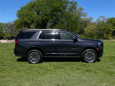 Review 2023 Yukon Denali Ultimate excepcional combinación de lujo