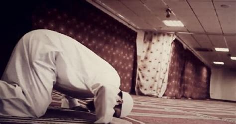 Jangan Lupa Bacalah 3 Doa Ini Ketika Sujud Terakhir Dalam Sholat