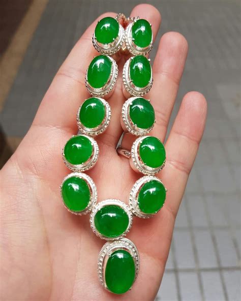 Burmese Made Necklace Of 12 Pieces Of High Quality Jade From Kachin