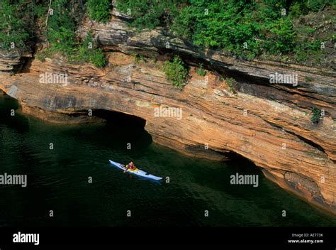 Kayaking Apostle Islands National Lake Shore Lake Superior, Wisconsin ...