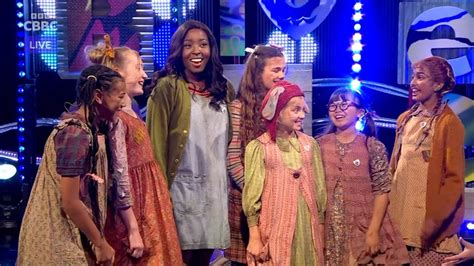 Annie The Musical Uk And Ireland Tour Cast On Cbbc Blue Peter Youtube