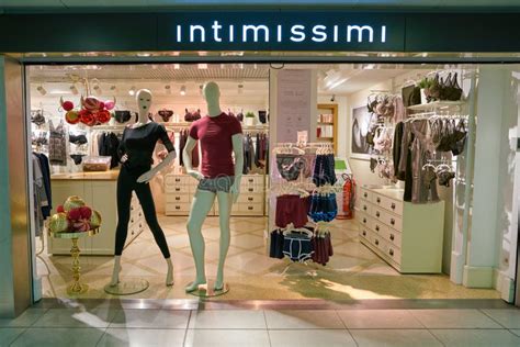 Intimissimi Shop Editorial Stock Image Image Of Commercial 107399159