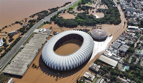 Ciudad De Brasil Se Queda Sin Suministros Básicos Tras Fuertes