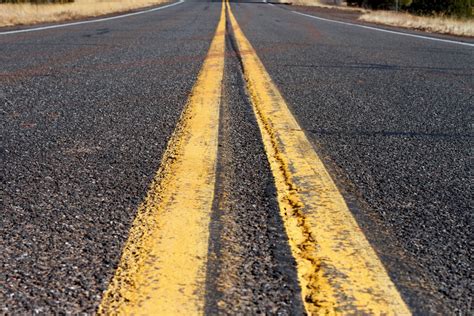 Fotos Gratis La Carretera Autopista Asfalto Suelo Amarillo