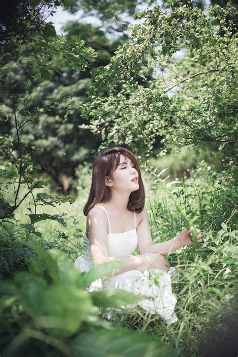 Người đẹp Lạc trôi xinh đẹp giữa núi rừng Đà Lạt Người Đẹp Nude Ảnh Nude Ảnh Khỏa Thân
