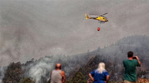 Incendio en Tenerife El fuego podría traspasar la dorsal y llegar al