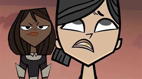 Total Drama but Courtney was booted first instead of Zeke : r/Totaldrama