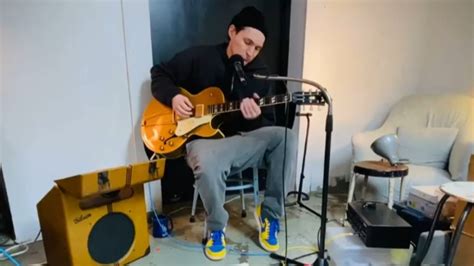 Josh Klinghoffer Former Red Hot Chili Peppers Member Reaches A Deal To Avoid Prison After