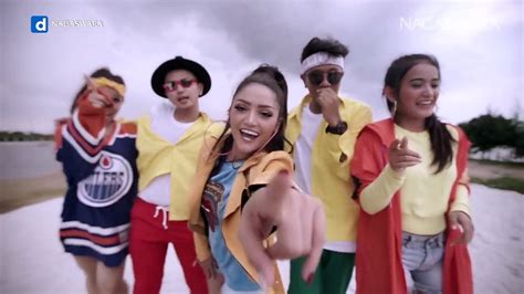 Siti Badriah Lagi Syantik Official Music Video Nagaswara Music