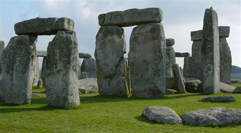 Archaeologists Inch Closer to Understanding Stonehenge