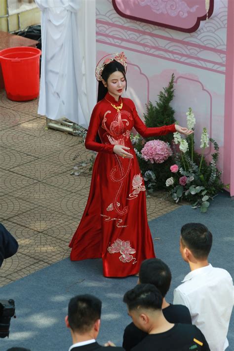 Hot Girl Chu Thanh Huy N P R Ng Ng I Khi C Ng Quang H I V Dinh