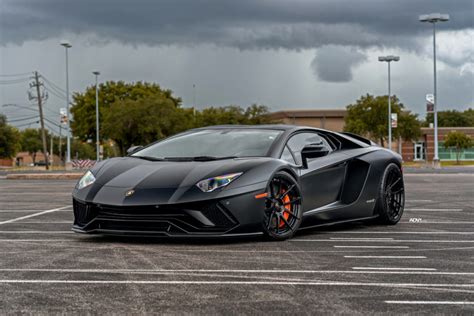 My favorite car The Lamborghini Aventador