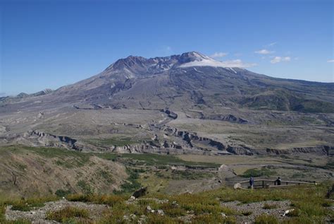 Top 10 Unbelievable Facts about Mount St. Helens - Discover Walks Blog