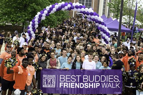Meet the Best Buddies Transitions Program! Specifically designed for