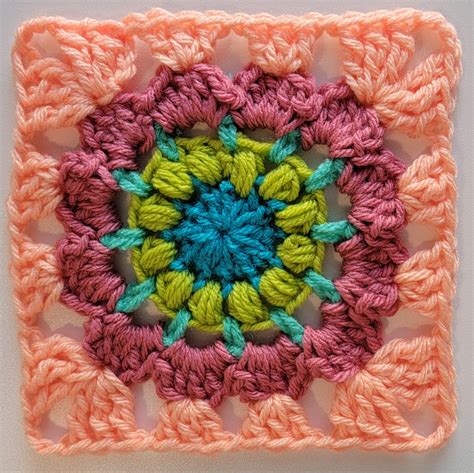 Free Crochet Pattern Soft Meadows Granny Square Crochetmelovely