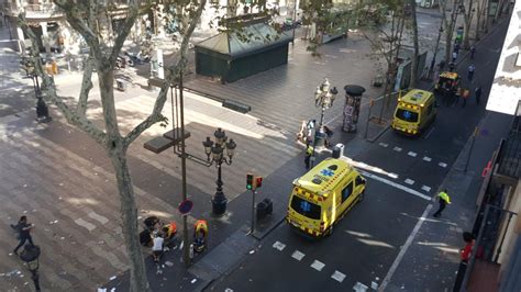 Muertos En Un Atentado En La Rambla De Barcelona