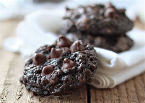 Chewy Double Chocolate Chip Oatmeal Cookies